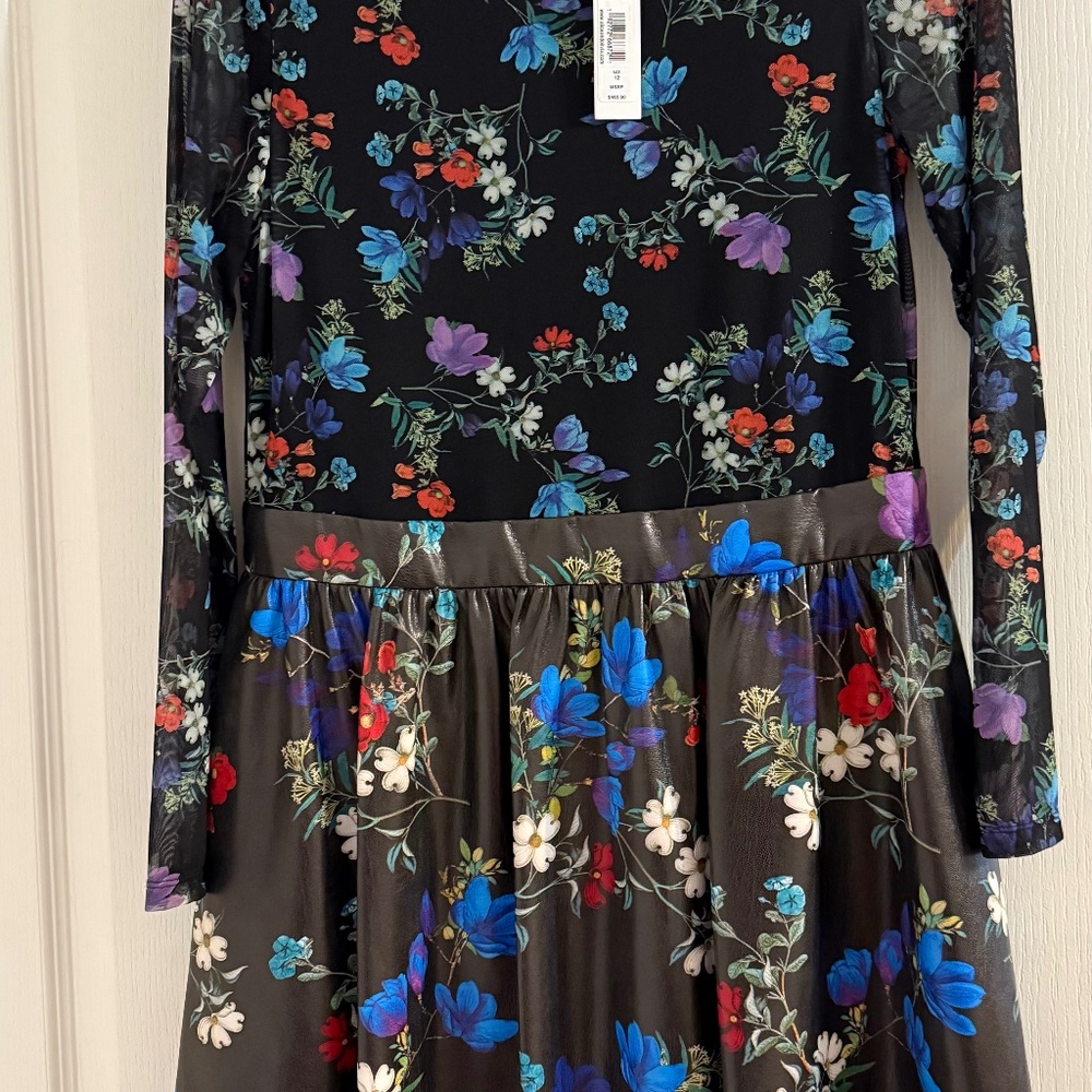 NWT Beautiful Alice and Olivia Chara Dress